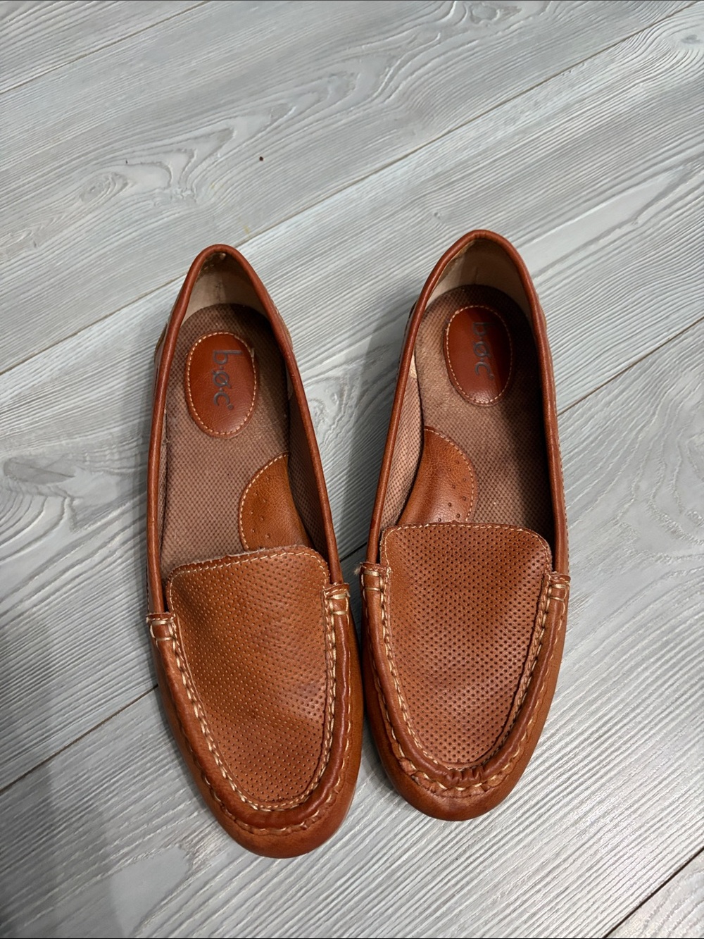 b.o.c. Men's Brown Perforated Leather Slip-On Loafers